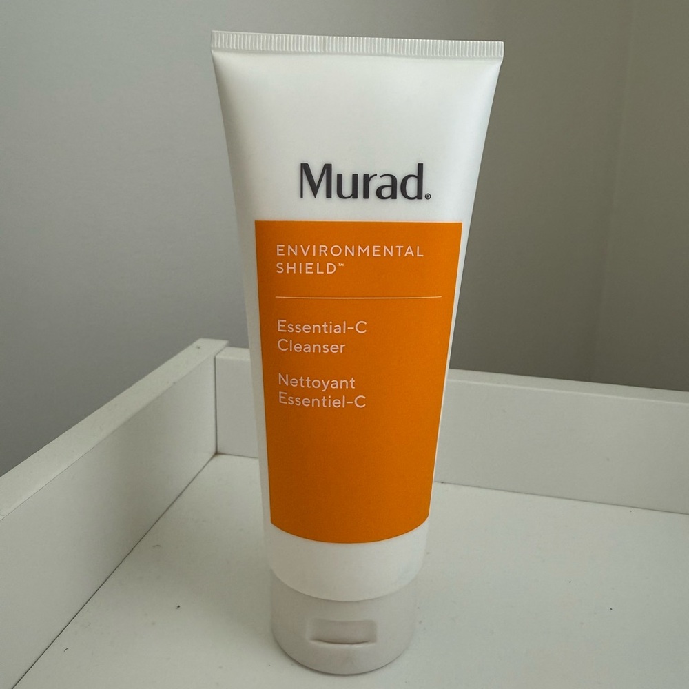 Murad Orange and White Cleanser & Exfoliant